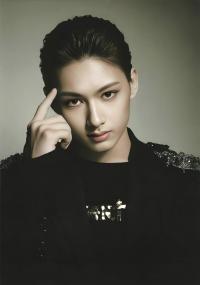 17 : First Mini Album Postcards - Dark Version 