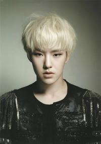 17 : First Mini Album Postcards - Dark Version 