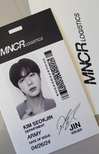 BTS - Monochrome MNCR ID Badge Photocards