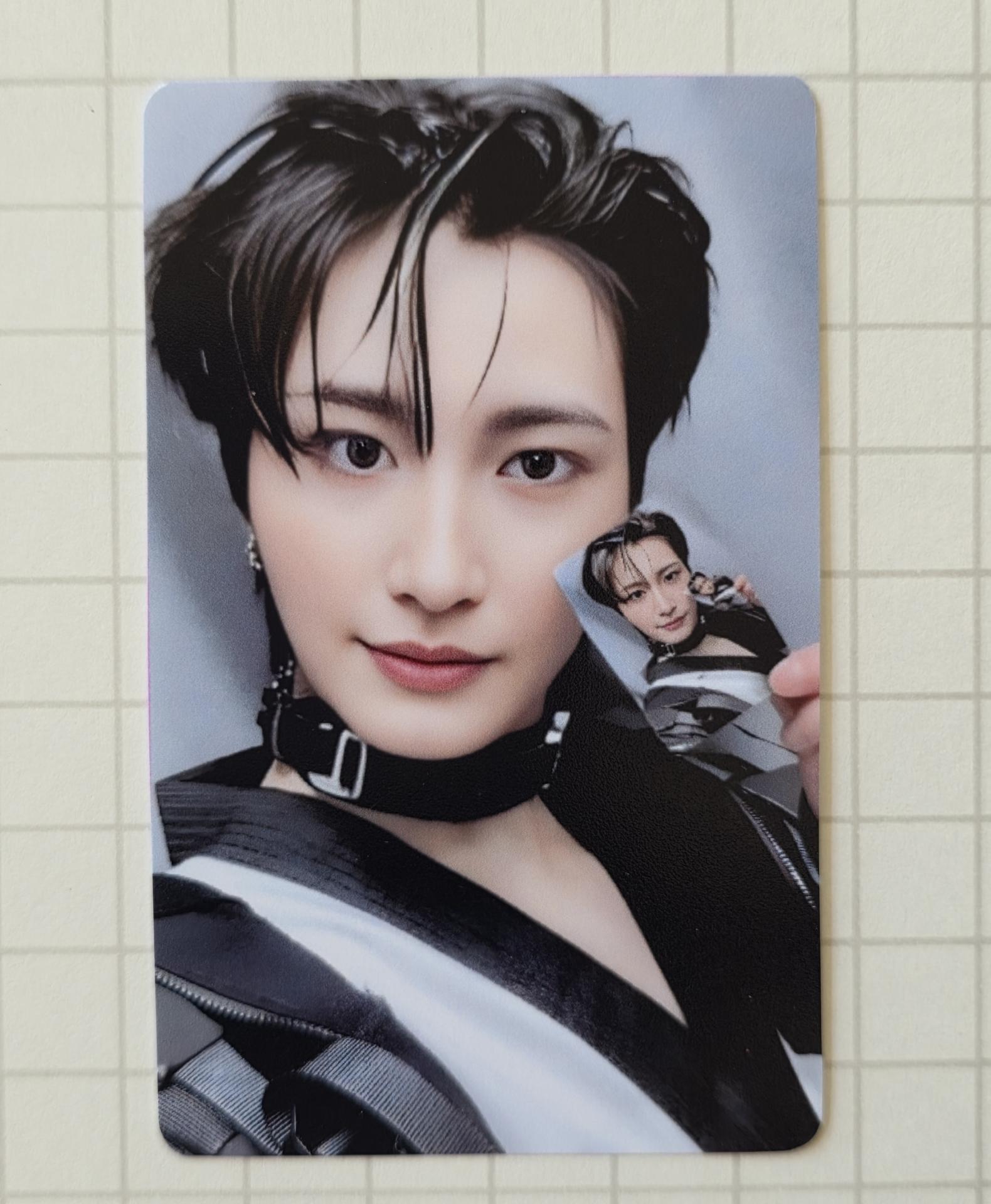 ATEEZ : The World Ep Fin - Target Photocards