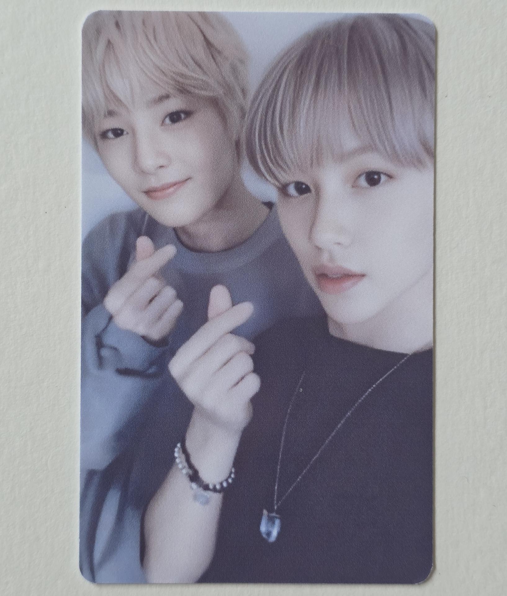 Stray Kids : Double Knot Felix & IN Unit Photocards