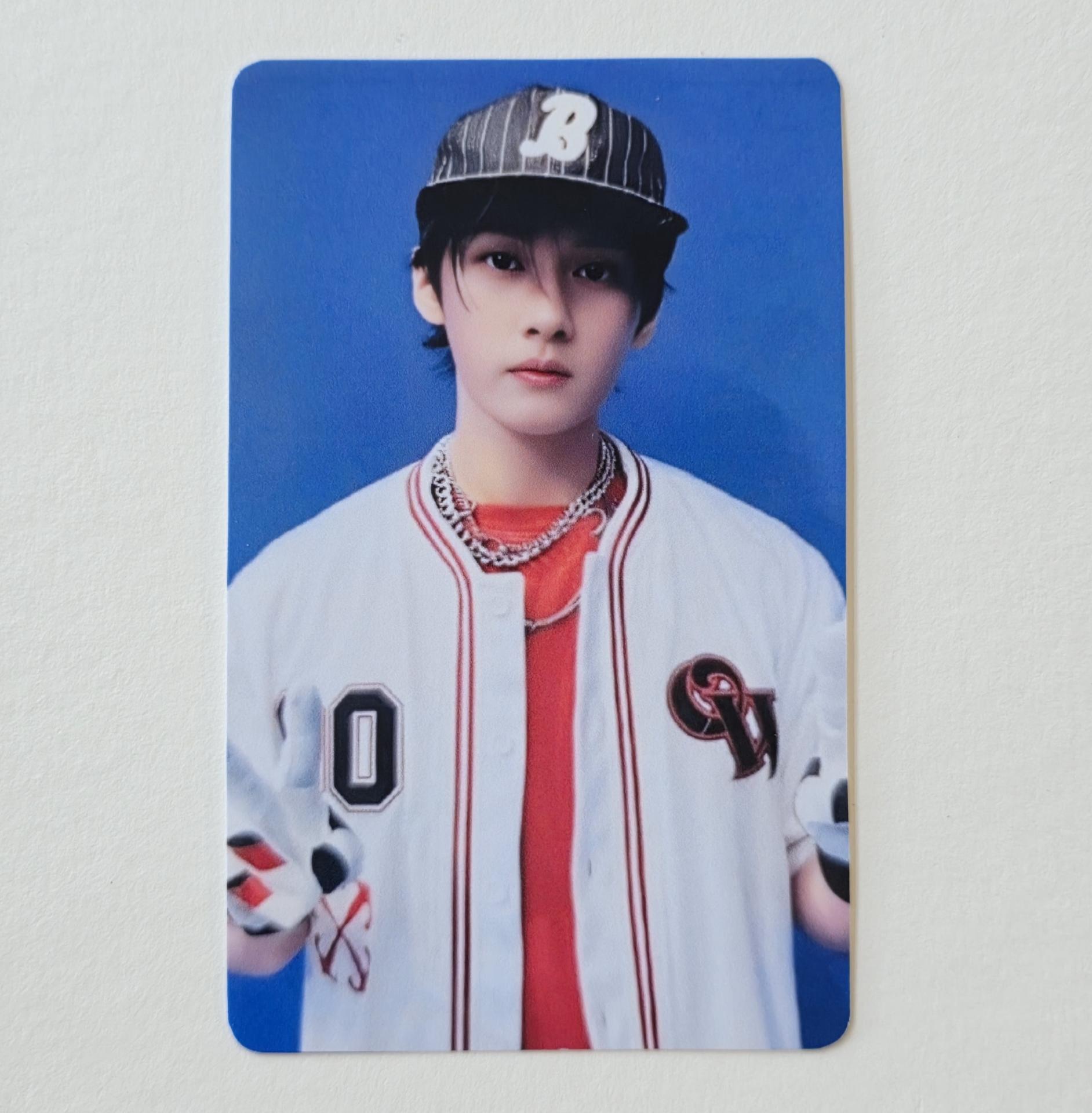 Stray Kids : Karma - Barnes & Noble Photocards