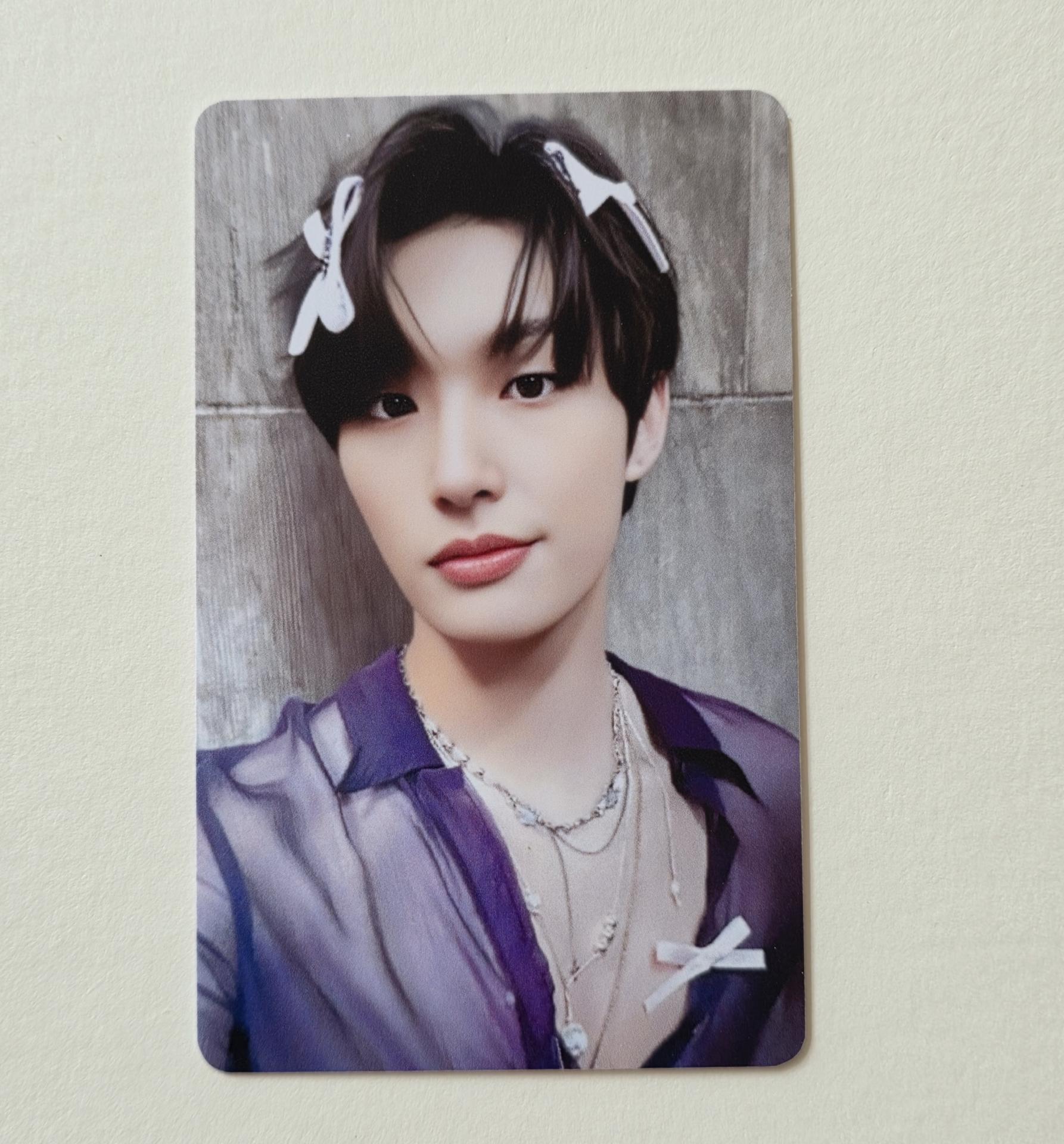 Ateez - Golden Hour PT1 Hello82 Bow POB Photocards