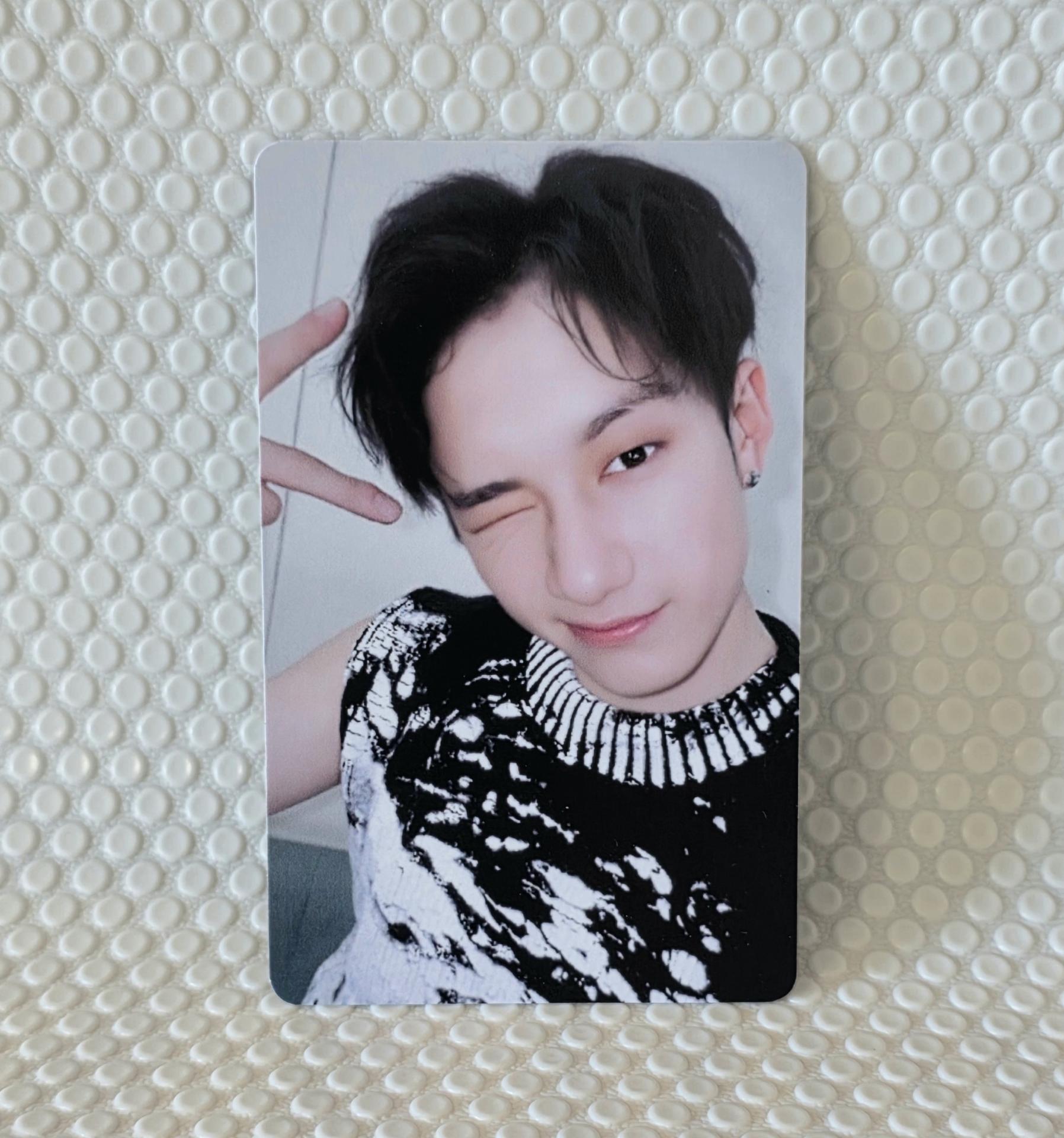 Stray Kids - 5 Star Dome Tour Venue Purchase Bonus Bang Chan Photocards 