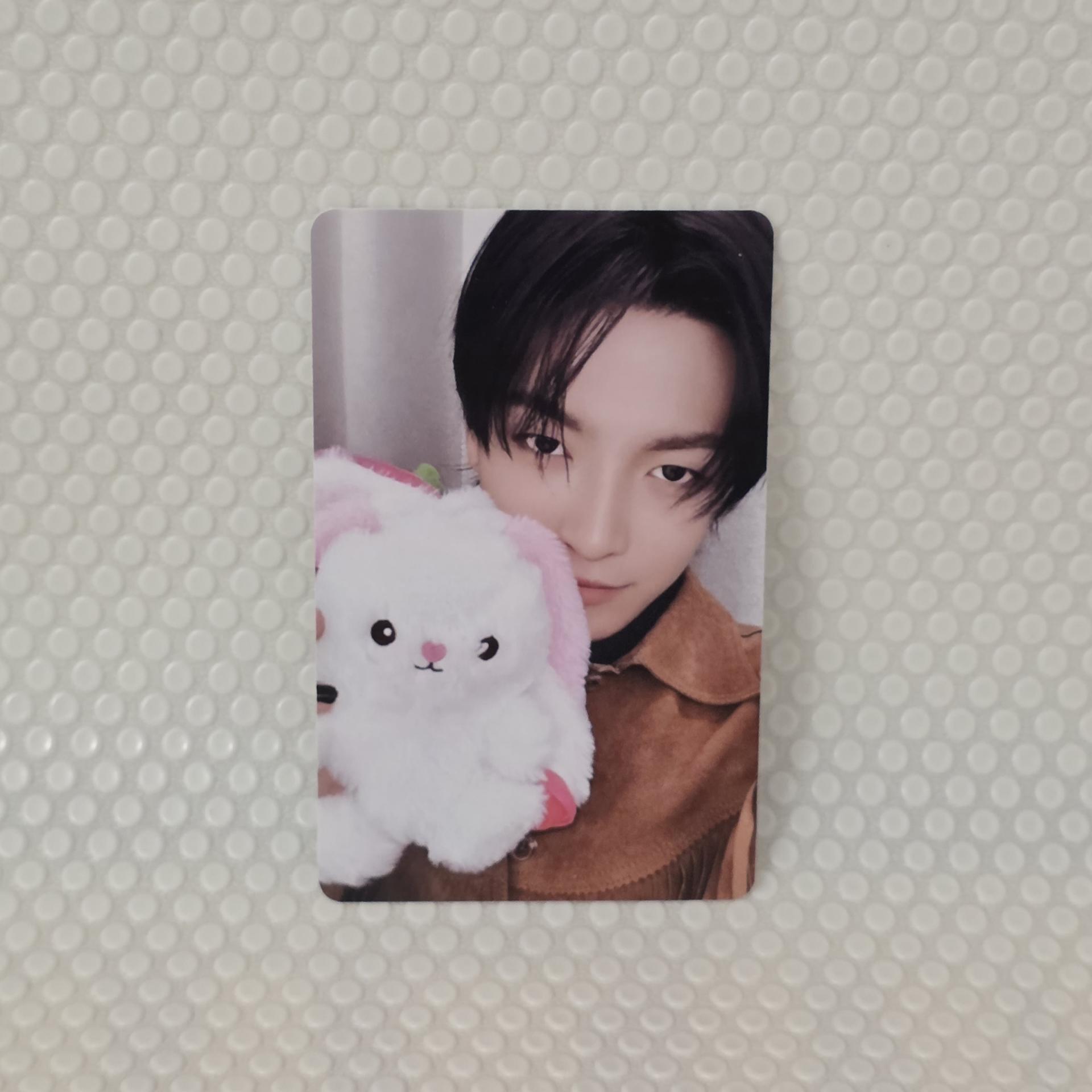 ATEEZ : Golden Hour 4 Poca Album Strawberry Bunny POB Photocards
