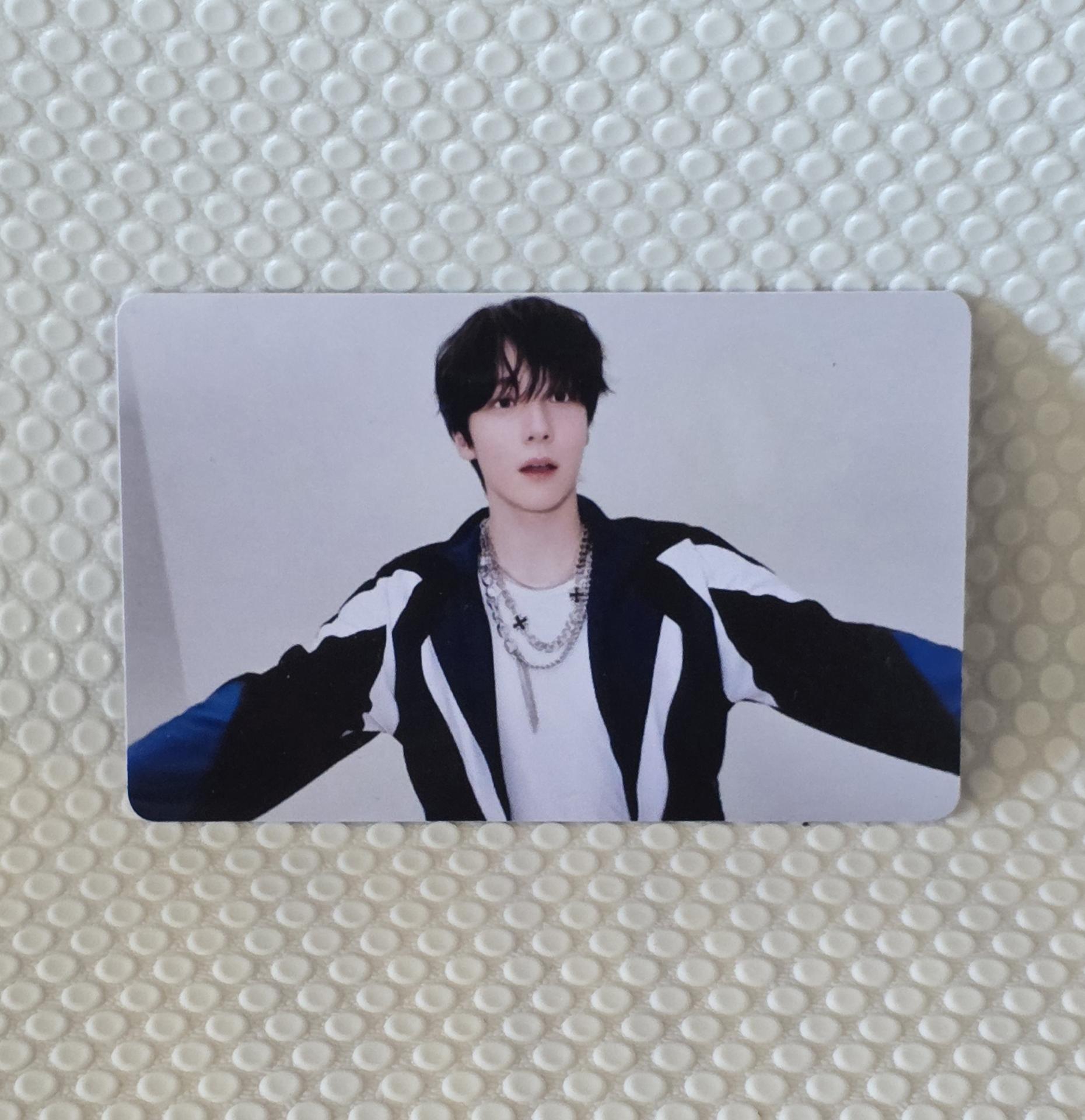 ATEEZ : Bad Limited Edition UMS Japan Lucky Draw Photocards