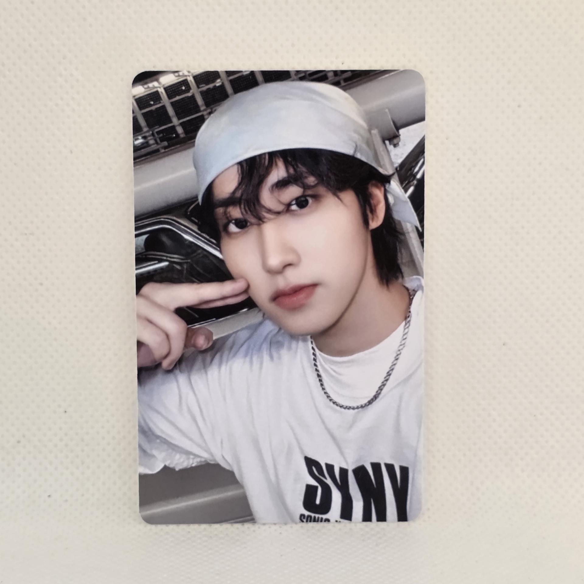 Stray Kids : This & That Soundwave Pop Up  Photocards Han