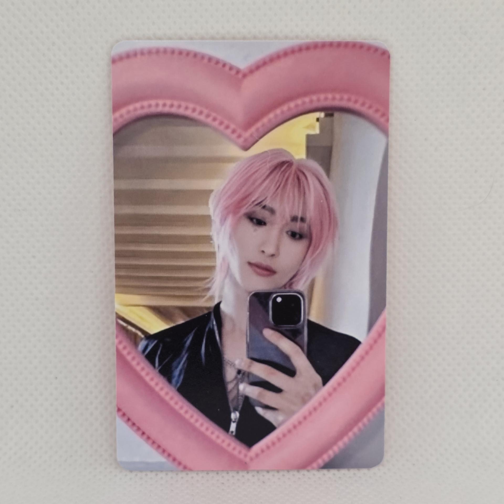 ATEEZ : Golden Hour 2 Makestar Mirror Selfie Photocards Seonghwa