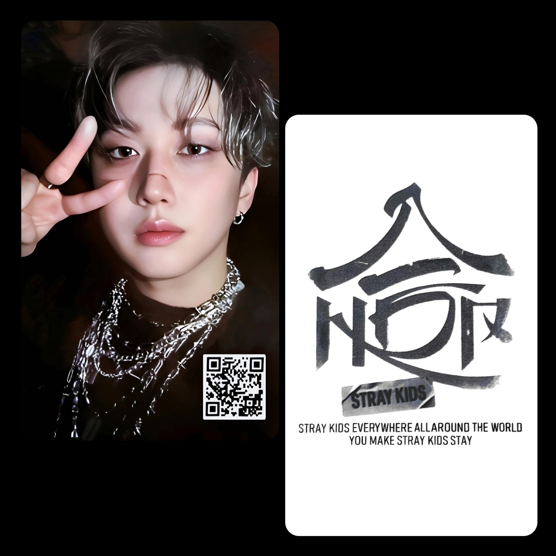 Stray Kids - Hop Real Touch Pop Up QR Photocards 