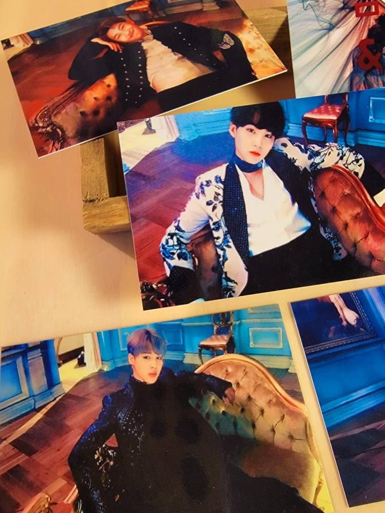 BTS Blood Sweat & Tears Broadcast Photocards