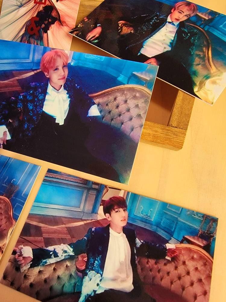 BTS Blood Sweat & Tears Broadcast Photocards