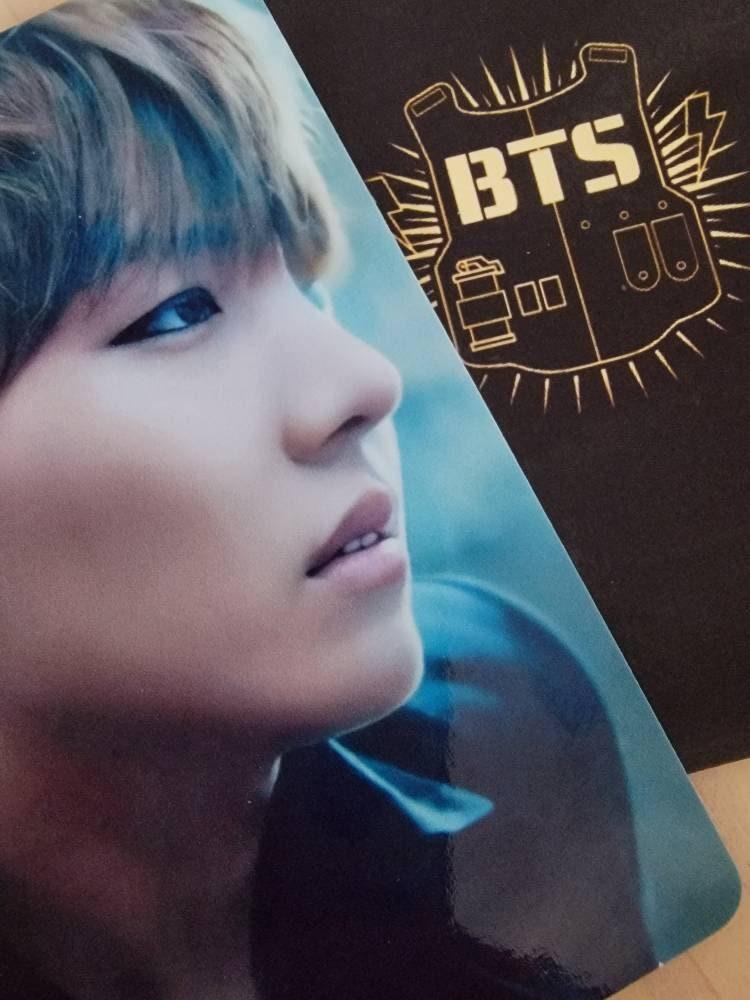 BTS - Wappen First Muster Photocards 
