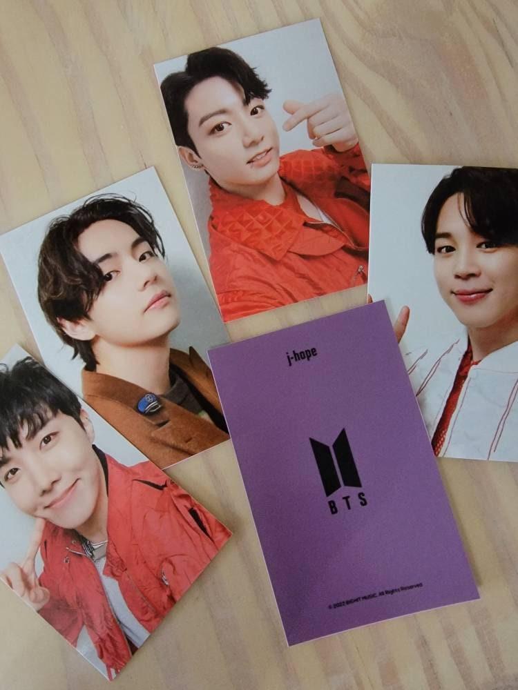 BTS - Merch box 9 Photocards | Stay DeLulu!