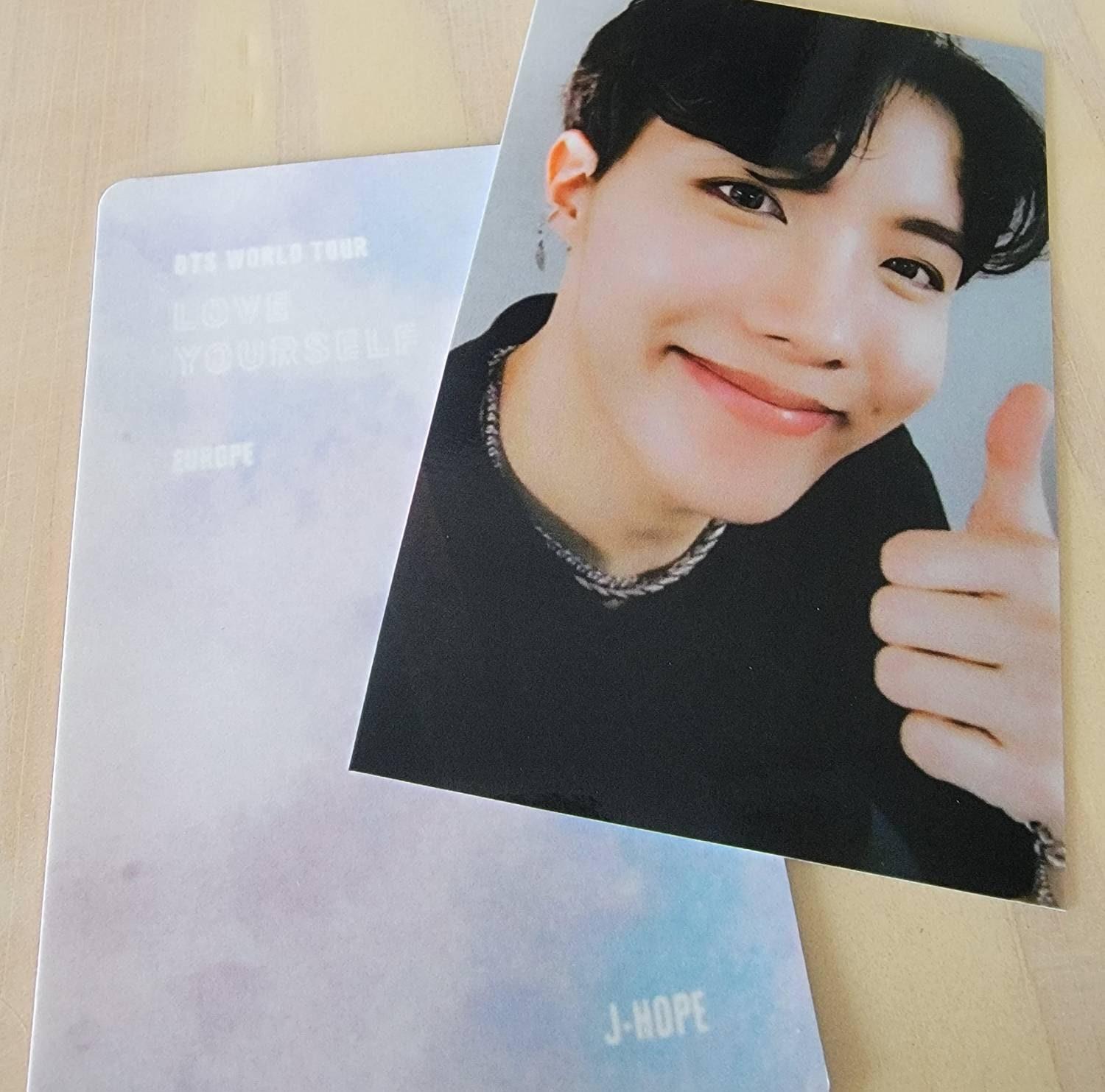 BTS - Love Yourself Europe DVD Photocards