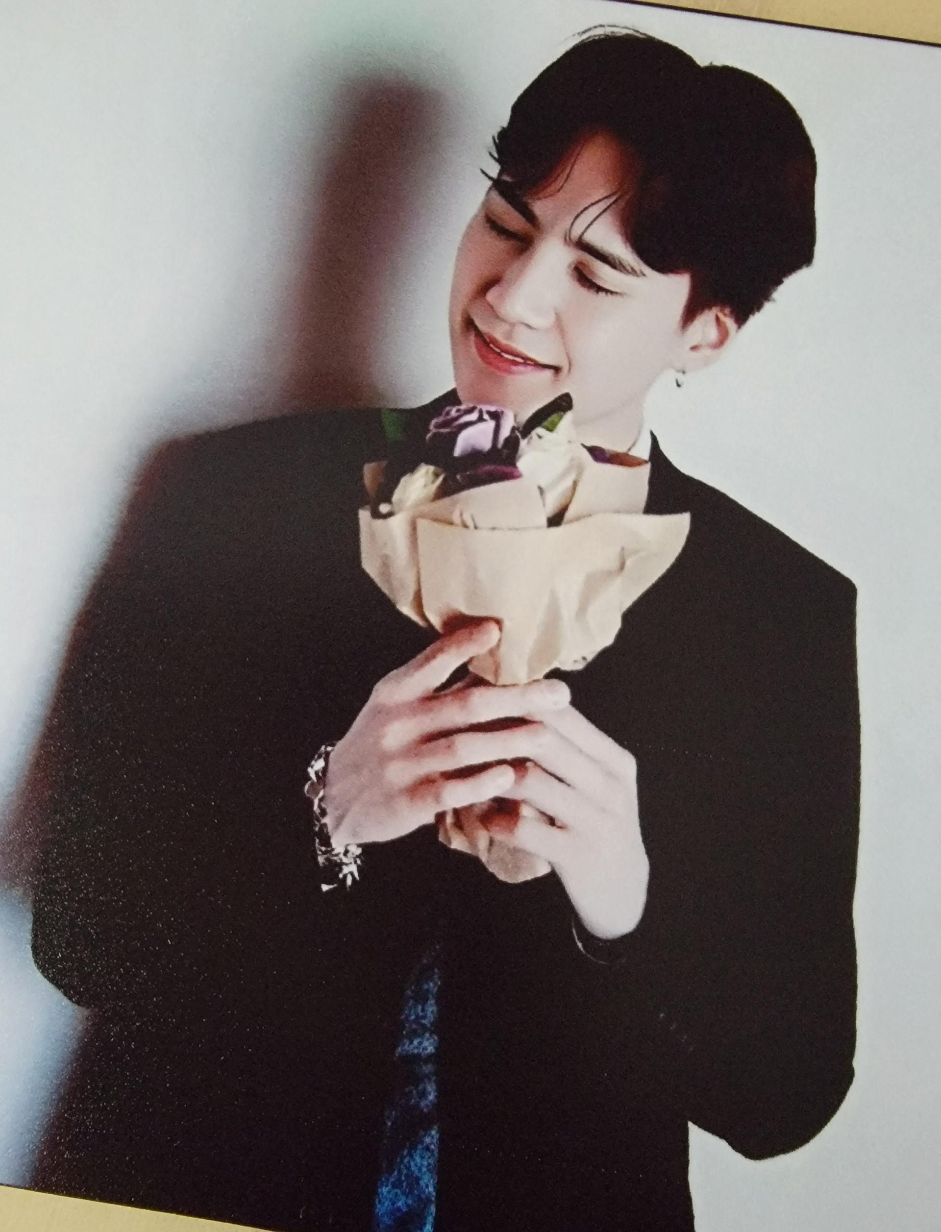 BTS - Idol Broadcast Photocards