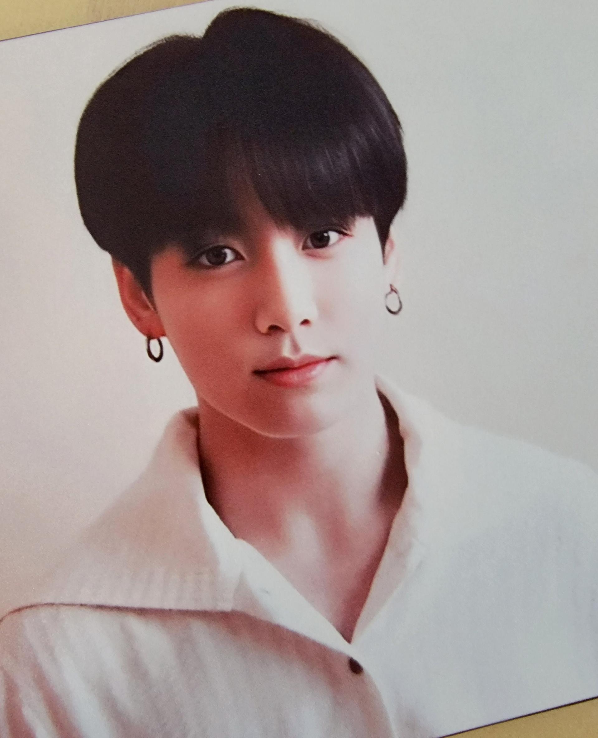 BTS - Boy with Luv Broadcast Photocards Ver 2
