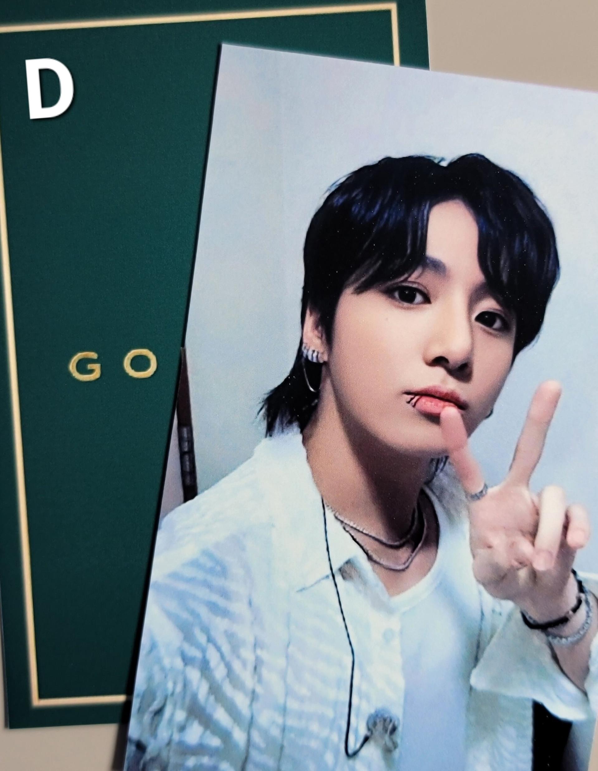 Jungkook - Golden : Sound Wave Lucky Draw Photo Cards