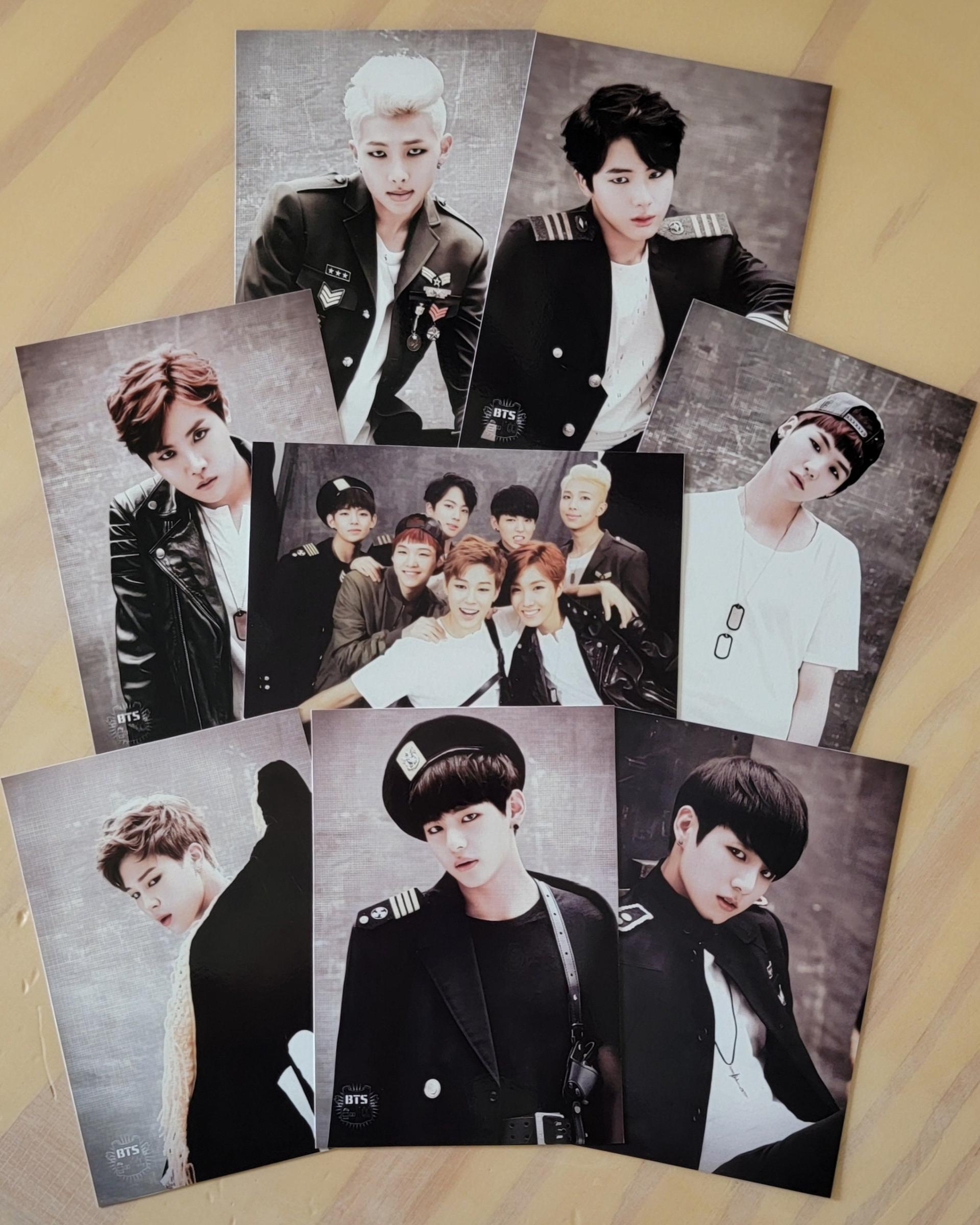 BTS - Red Bullet Hello Session Postcards