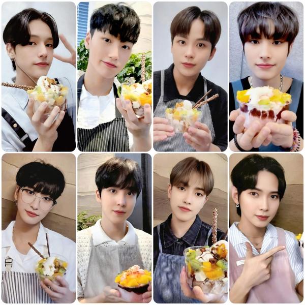 ATEEZ Movement Fan sign Makestar Cafe Staff Photocards