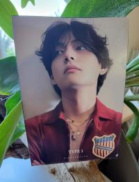 Taehyung - Type 1 :  UMS POB Postcard