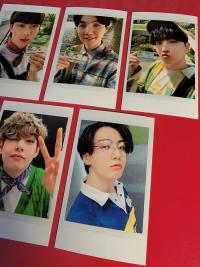 BTS - Seasons Greetings 2021 Polaroids