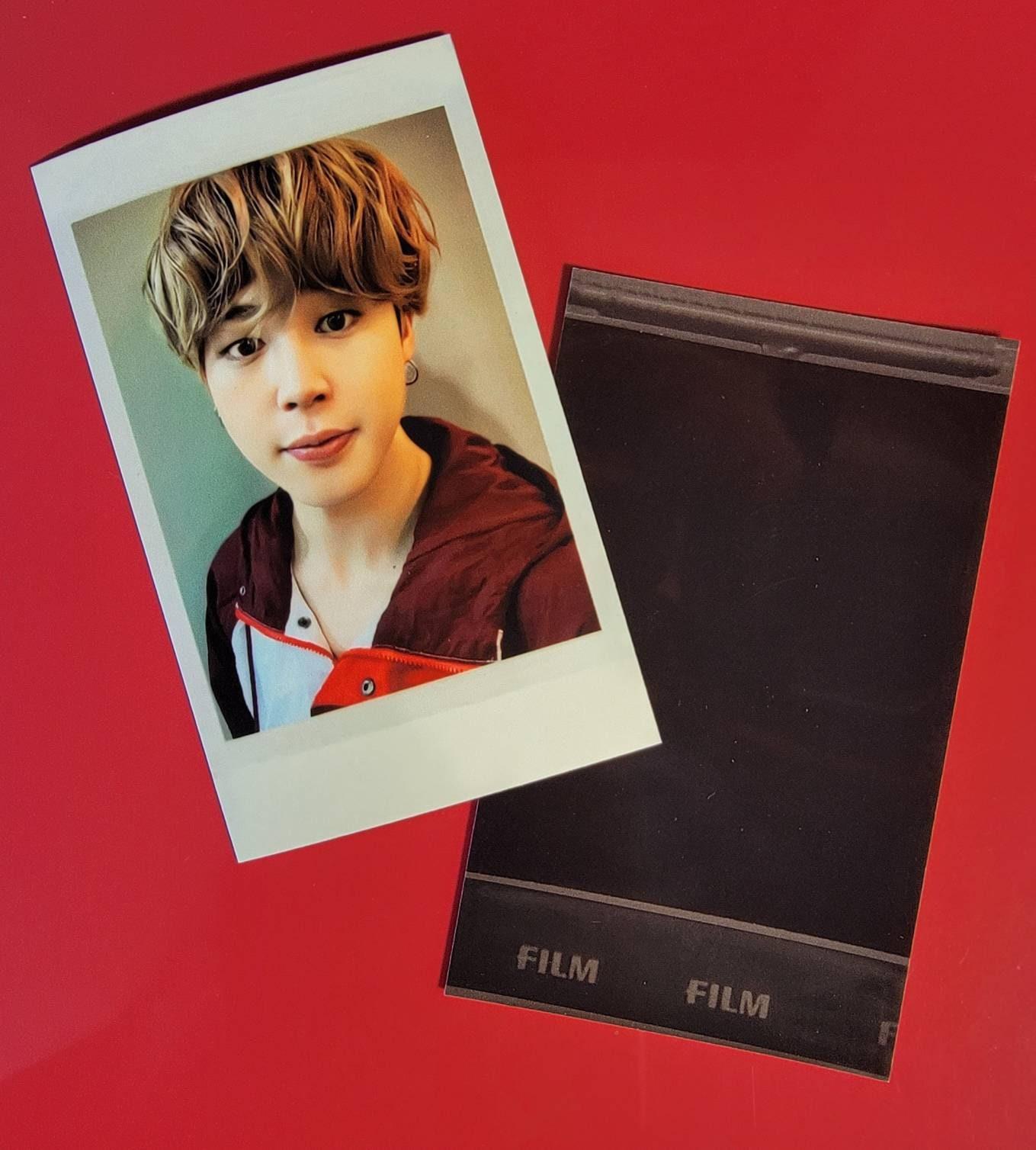 BTS - Seasons Greetings 2021 Polaroids