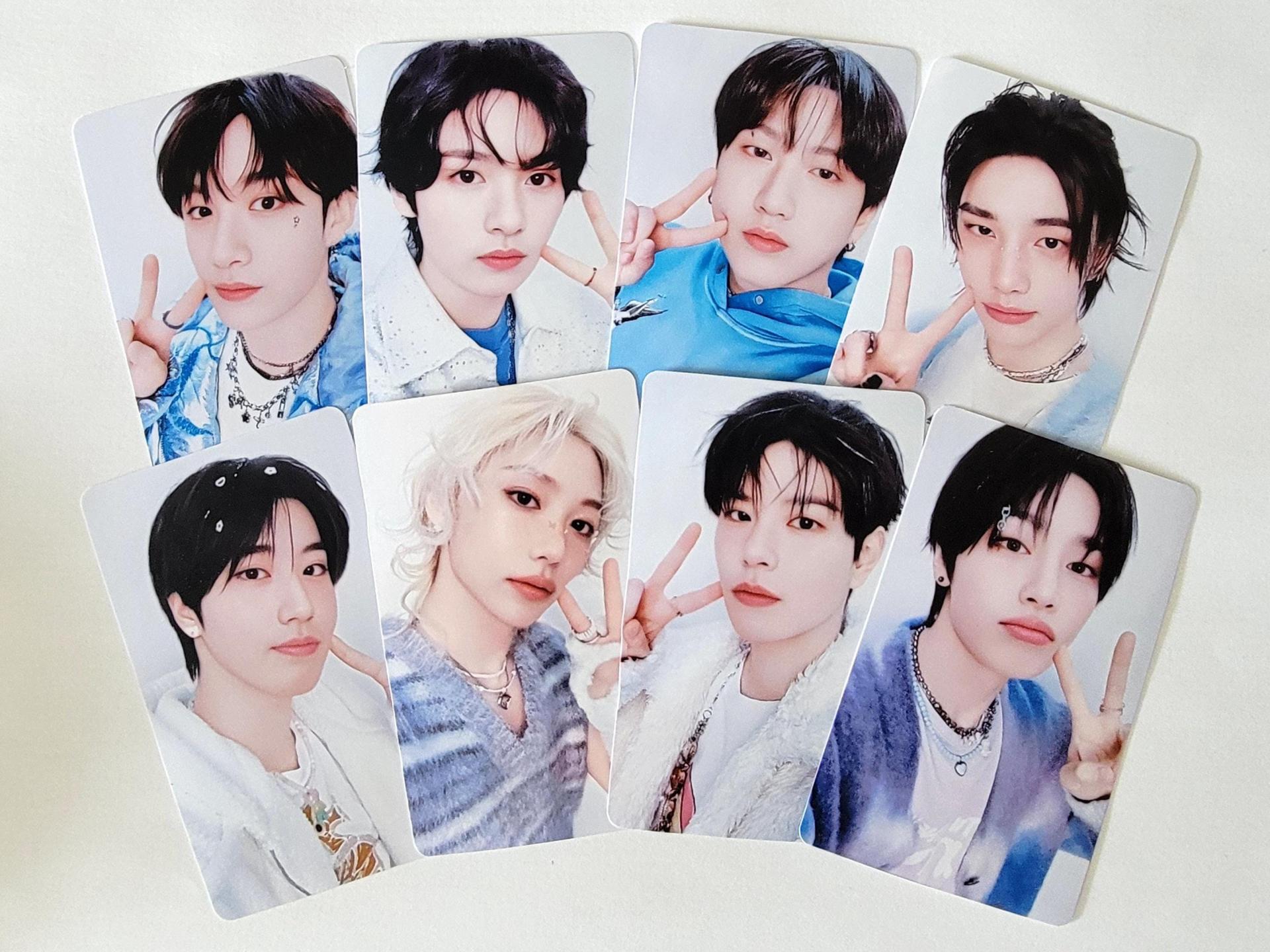 Stray Kids - 5th Fan Meeting - 5 O'clock offline benefits photocards